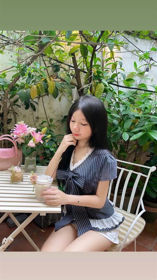 Miss X_Xuna tập kích 3 hihi                               